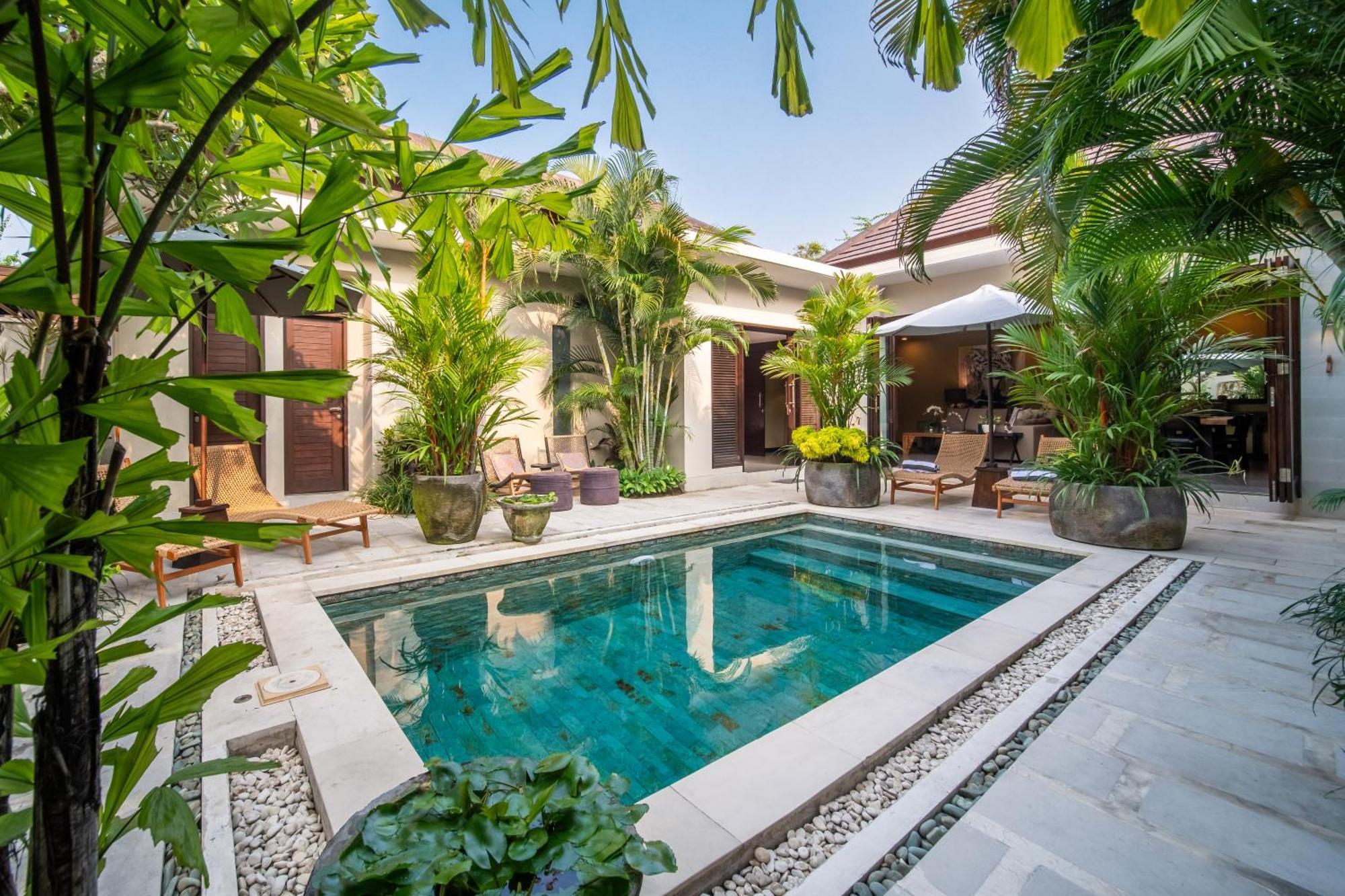 Stylish And Stunning Eleni * Seminyak (Bali)